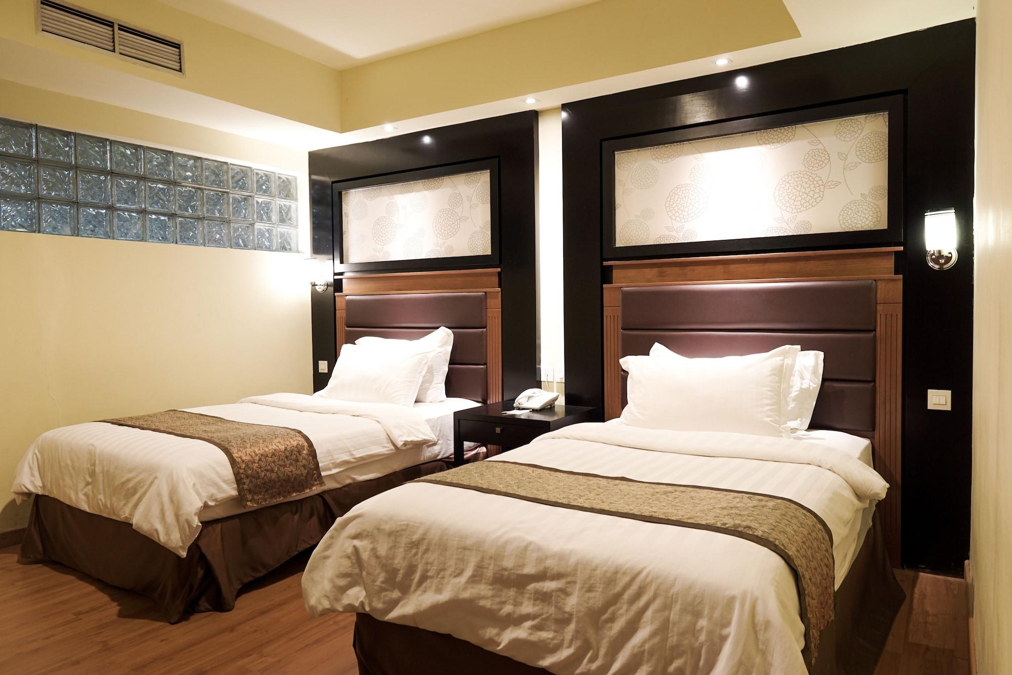 Sari Ater Kamboti Hotel Bandung Exterior photo