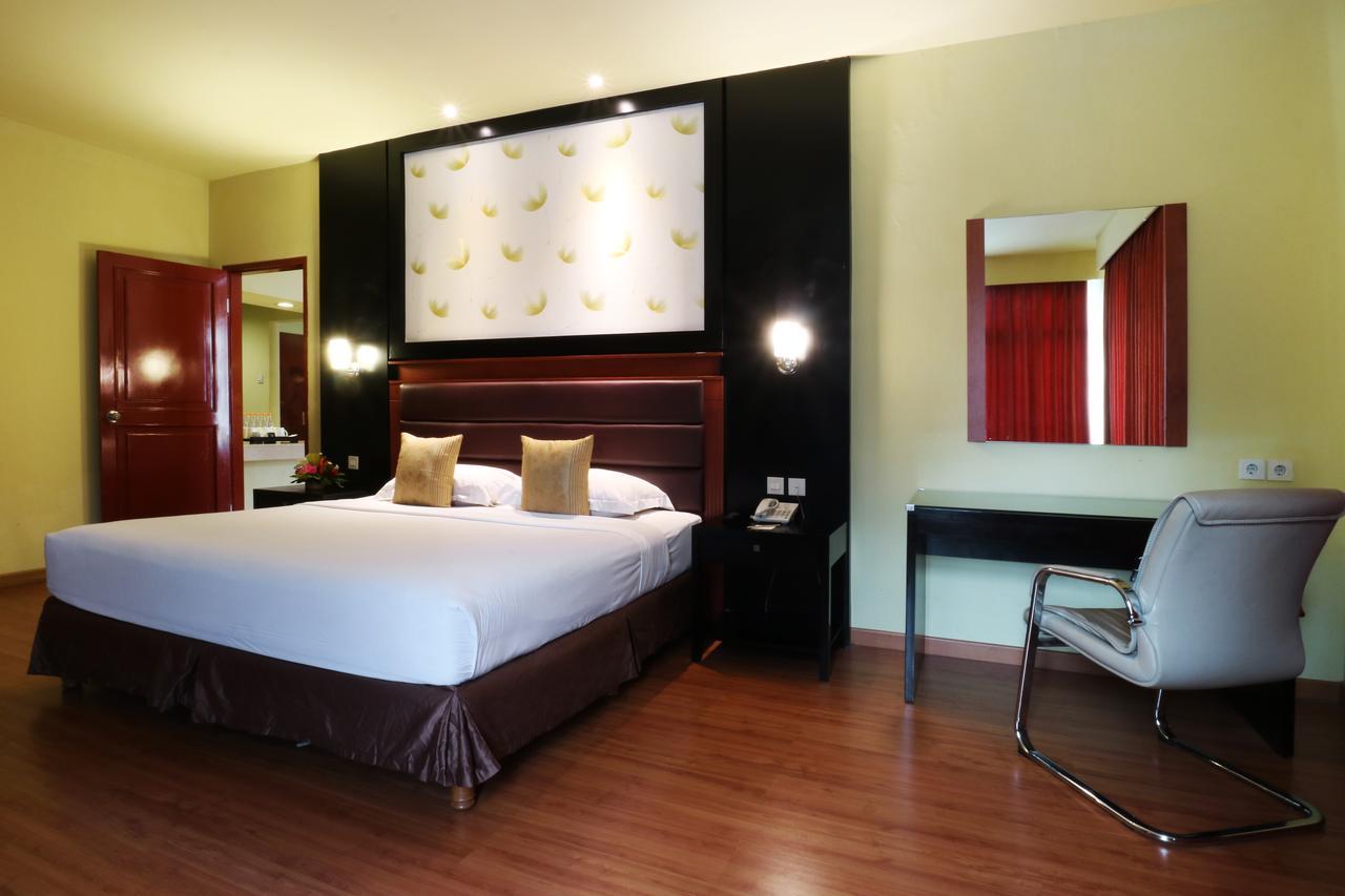 Sari Ater Kamboti Hotel Bandung Exterior photo