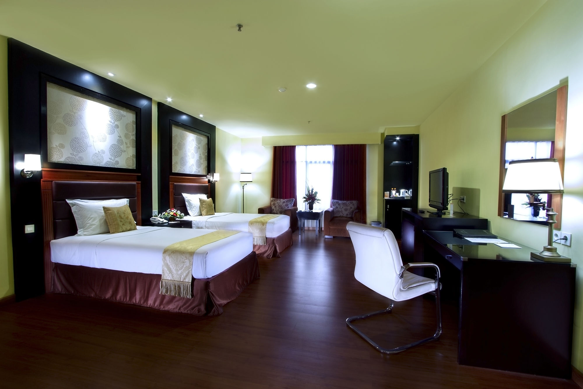 Sari Ater Kamboti Hotel Bandung Exterior photo